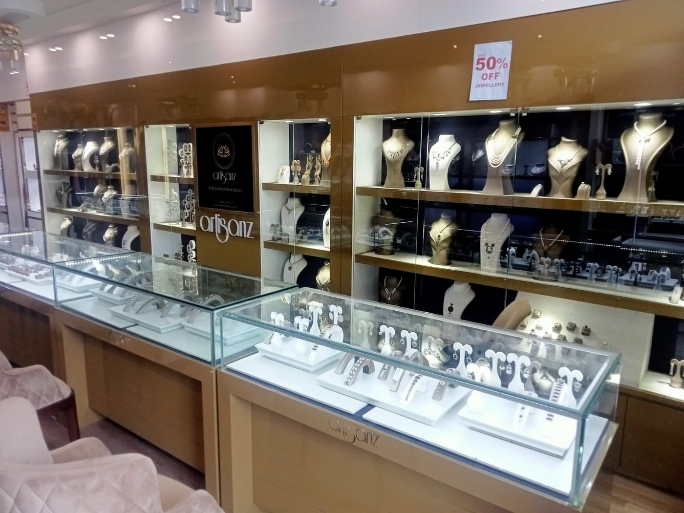 Artisanz jewellery store interior by PTP